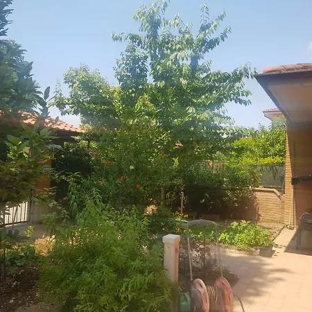 Гостевой дом La Quercia Fiorita Trivolzio