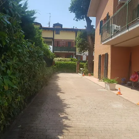 Гостевой дом La Quercia Fiorita *